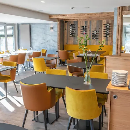 Interlaken Lounge Bar & Ксорюпт-Лонжме