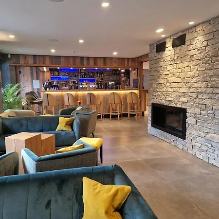Interlaken Lounge Bar & 3*