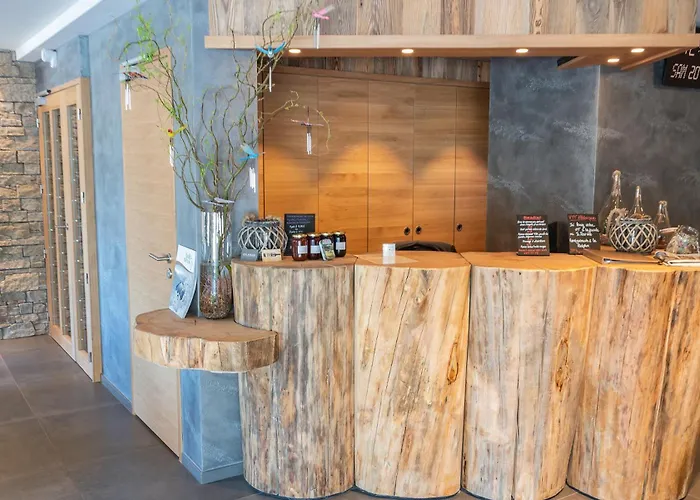 Interlaken Lounge Bar &